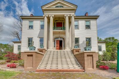 Milledgeville Home w/ Fire Pit + Pond Access!