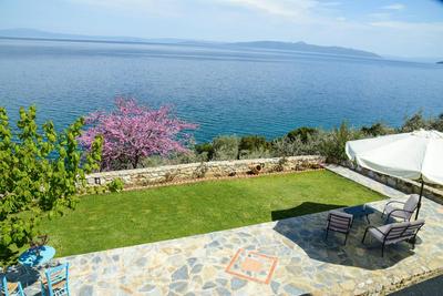 Goddesses Villa 2 in Nies