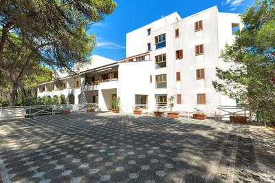 2507 Red Apartment by Barbarhouse