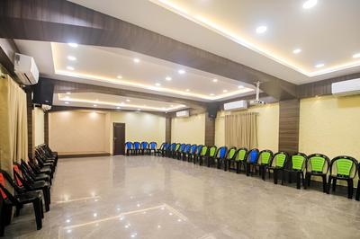 HOTEL GRAND PALACE & BANQUET