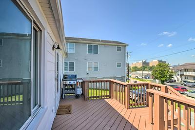 Morgantown Home w/ Patio: Near WVU Football!