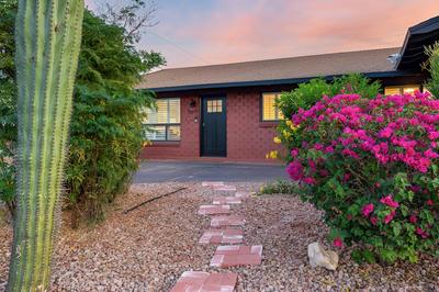 Weldon Ave Stunning Old-town Ranch Home - OMG, Zdjęcie 2