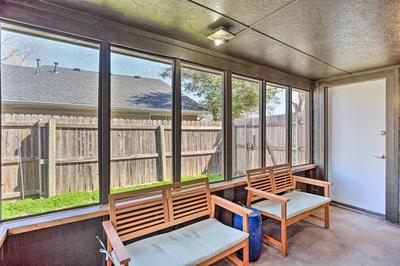 Updated Norman Getaway w/ Porch + Fire Pit!