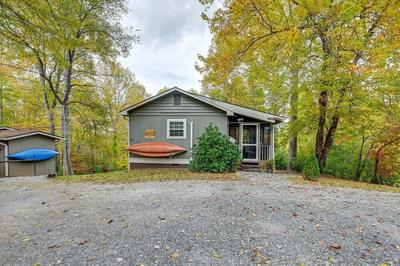 Ski, Hike & Unwind: Pet-friendly Whittier Retreat!