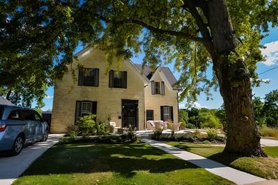 Stratford Suites - 66 Daly Ave