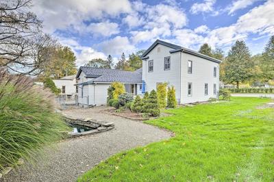 Spacious Home by Finger Lakes & Watkins Glen!