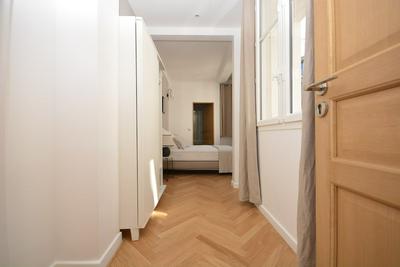 Reva Suites
