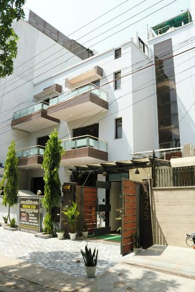 Vinayak Stay Sector 43