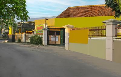 OYO Life 92593 Penginapan Sultan Haji 1