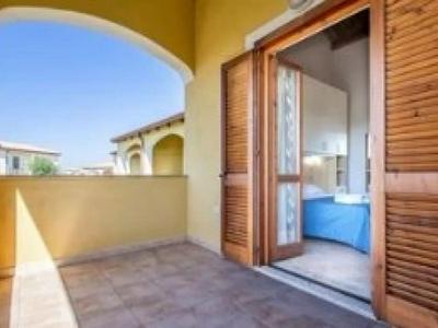 Cozy Flat Just Steps From the Beach