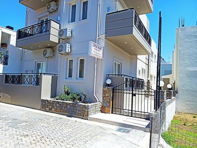 Litsa Mare apartments