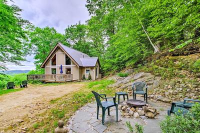 Conway Area Chalet w/ Mountain Views & Fire Pit!
