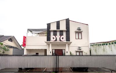 OYO 2076 Oxy Art Boarding House