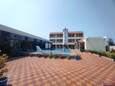Lipi Resort and Spa