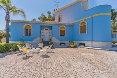 2981 Villa Colle Iris by Barbarhouse