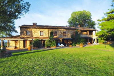 Estate in Montaione With Pool & Wine Tasting