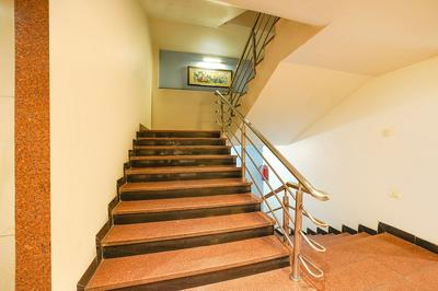 Fabhotel Pleasure Inn