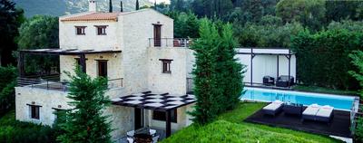 Exensian Villas & Suites