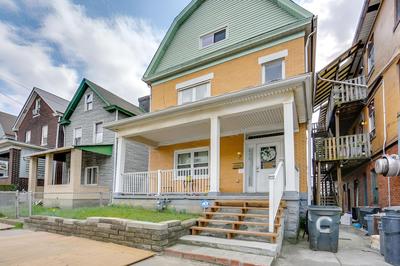 Cozy East Pittsburgh Home - 7 Mi to Frick Park!