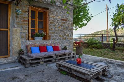 Stone Studio With Sea Views Near the Beach