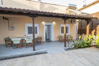 Alley House by Travel Pro Servises