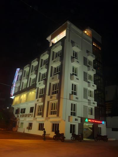 Hotel Hilltop International