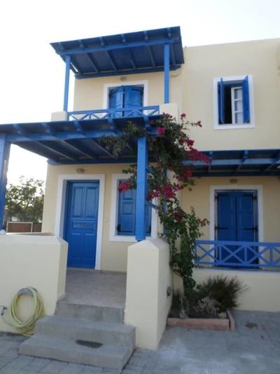 Santorious Apartments