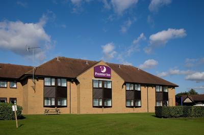 Premier Inn Northampton West - Harpole