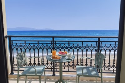 Beachfront Panorama Apart - Kythira Seaside Nest
