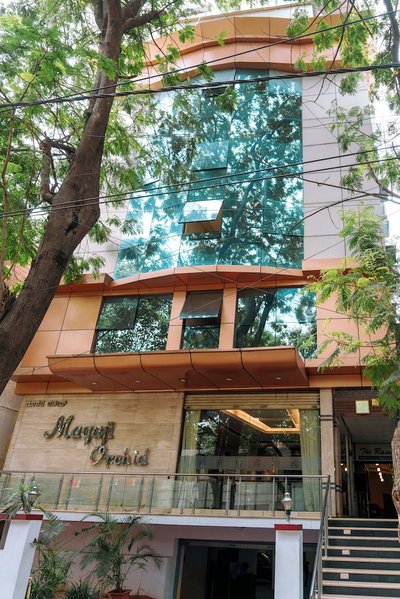 Bisque Magaji Orchid