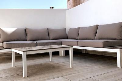 Ida Palace, new Deluxe Seafront Apartment