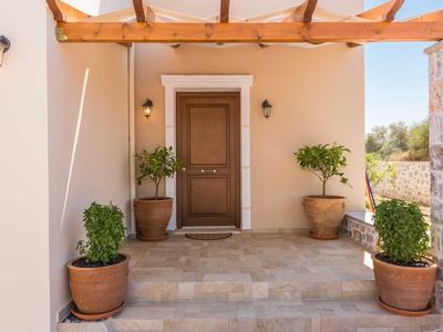Stylish Villa Katifes With Private Pool, Amazing Views of the Sea and Close to the Beach