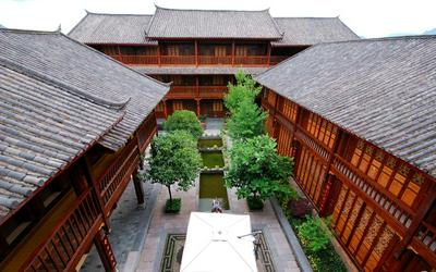 Lijiang Golden Path Hospitality