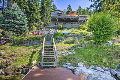 Sandpoint Waterfront Getaway on Lake Pend Oreille!