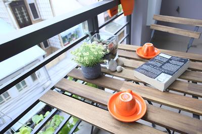 The Nguyens Café DCT