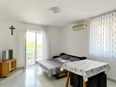 Vese - 100 m From Beach - A1