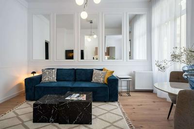 Gorgeous & Bright 2BR Condos - Steps From Old Town