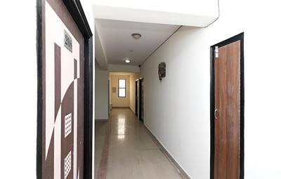 OYO 24878 Hotel Aicon Palace