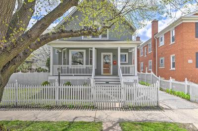 Oak Park Home w/ Grill - 5 Mi to Garfield Park!