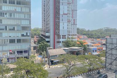 Cozy Living Studio at Evenciio Margonda Apartment