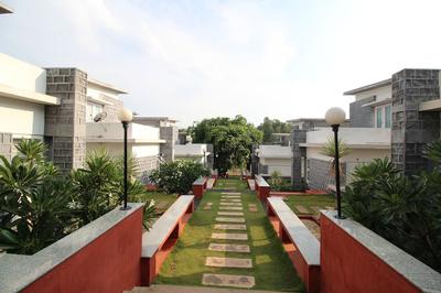 La Flora Cloud 9 Yelagiri