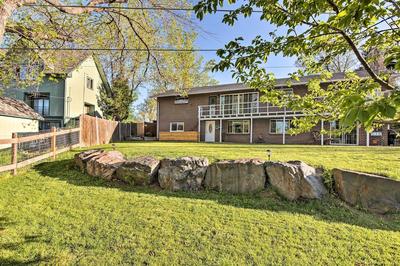 11 Mi to Denver Zoo: Lakewood Studio w/ Fire Pit!