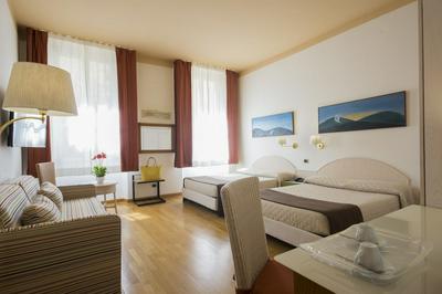 Piazza Paradiso Accomodation