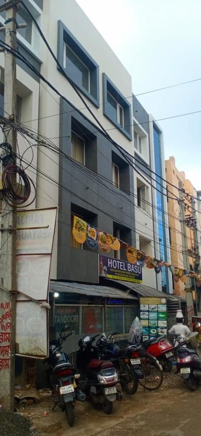 Goroomgo Basu Puri