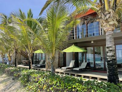 Mi Playa Galapagos Beachfront