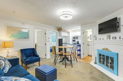 Walk to Ocean & Pier: Prime OOB Condo!