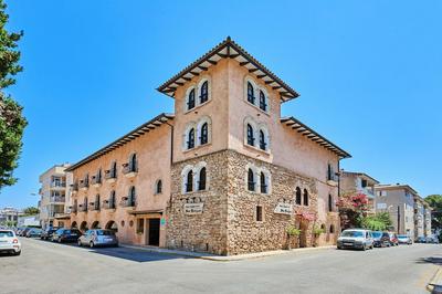 Petit Hotel Restaurante Ses Rotges - Adults Only