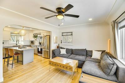 2 Mi to Downtown Colorado Springs: Apt w/ Grill!