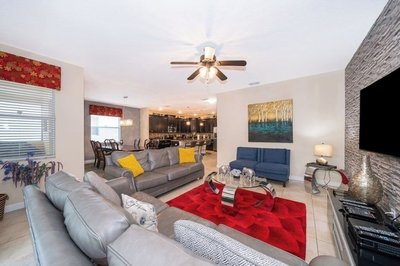 Florida Dreaming 6 Bedroom Home