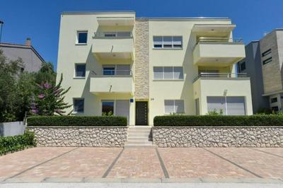 Mali Princ - Modern and Comfortable - A2